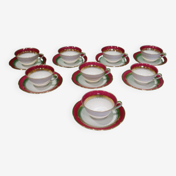 Lot de 8 tasses avec soucoupes en porcelaine de Sologne L'archevêque