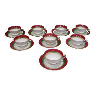 Lot de 8 tasses avec soucoupes en porcelaine de Sologne L'archevêque