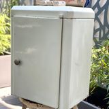 Vintage metal medicine cabinet