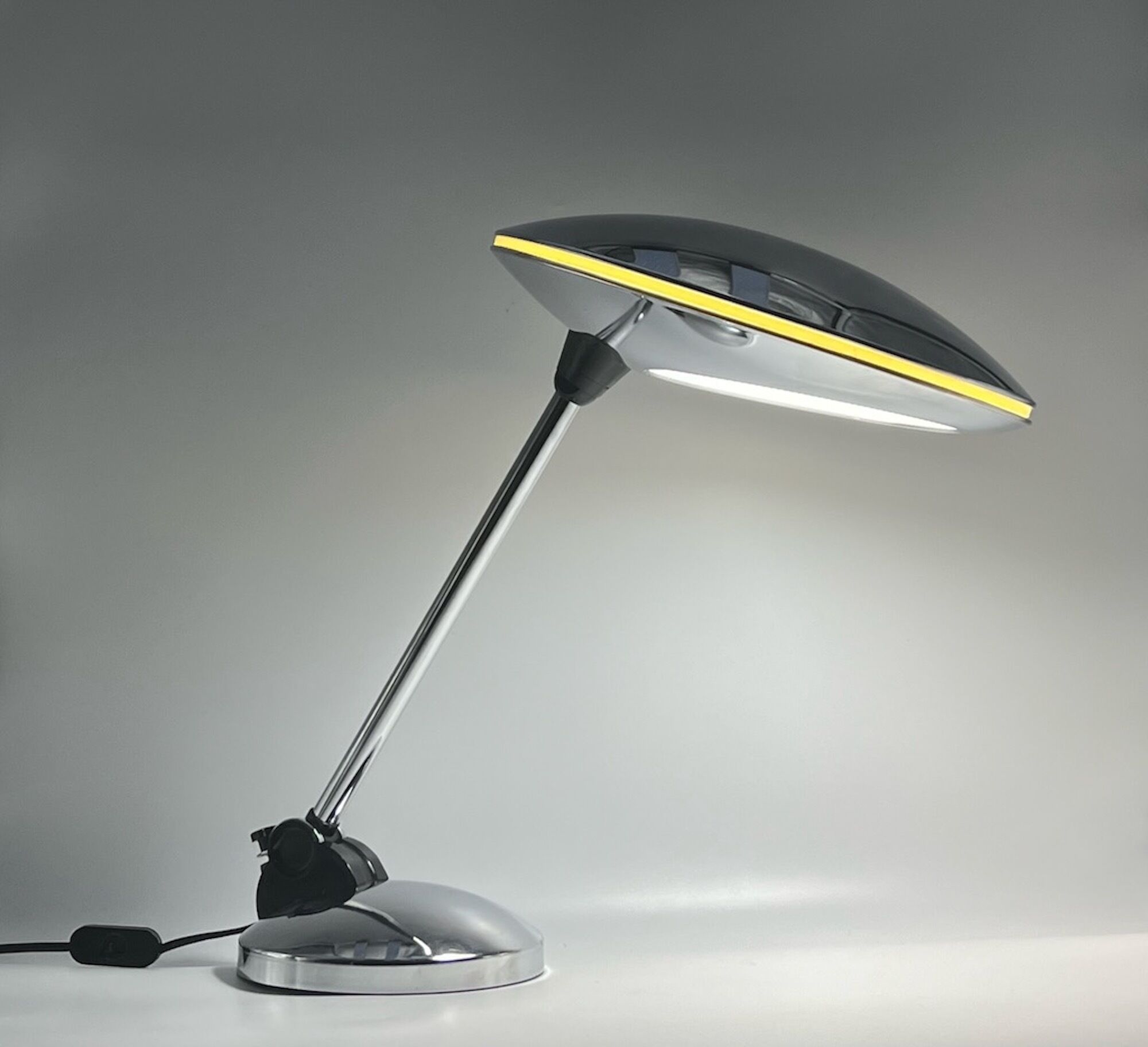 Lampe chromée space age aluminor france, années 60
