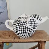 Teapot elephant houndstooth