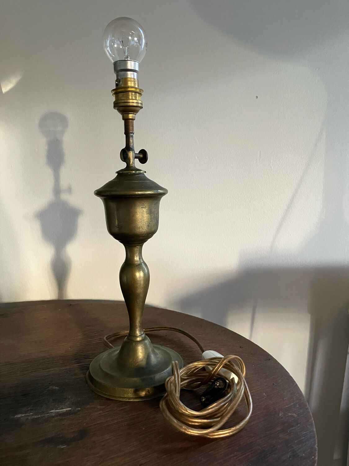Brass lamp foot
