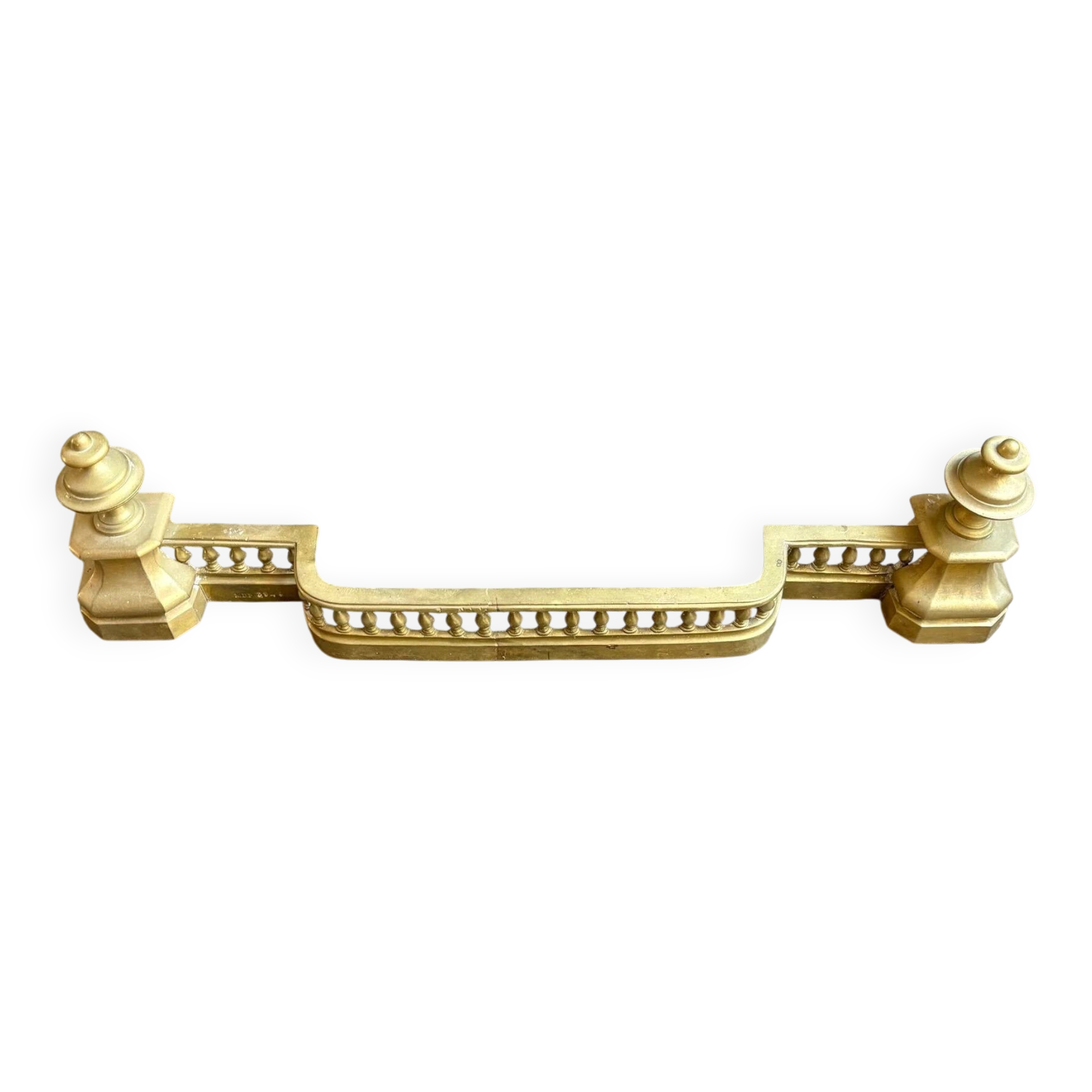 Fireplace fender in gilded bronze