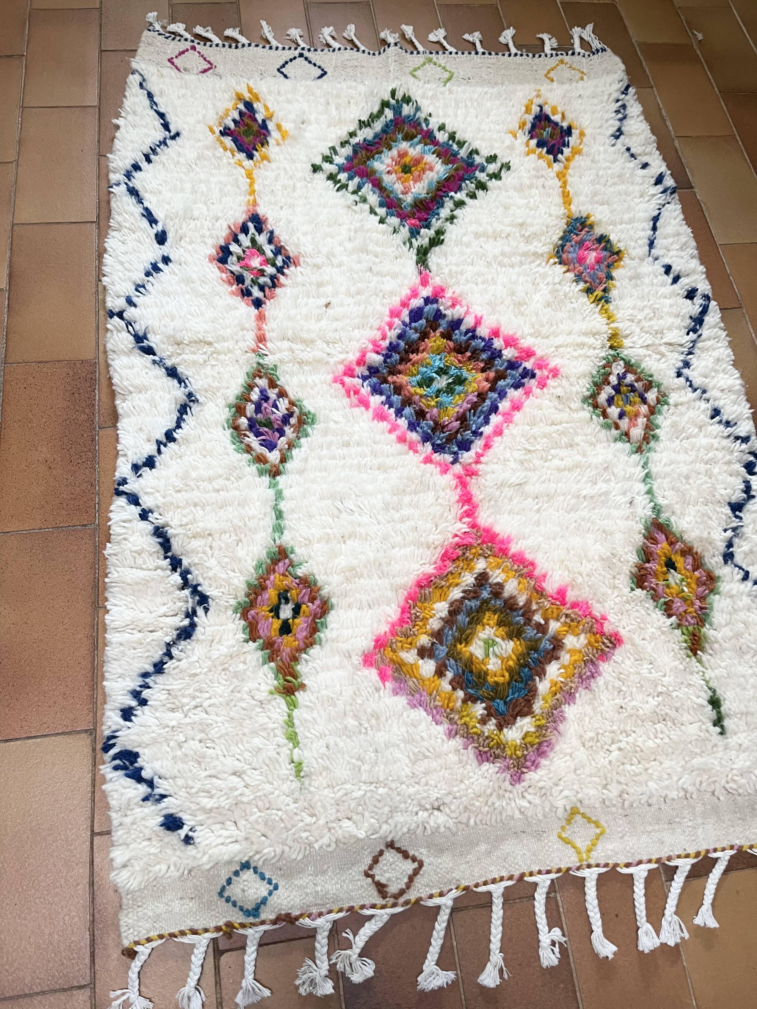 Moroccan azilal carpet 105x170 cm