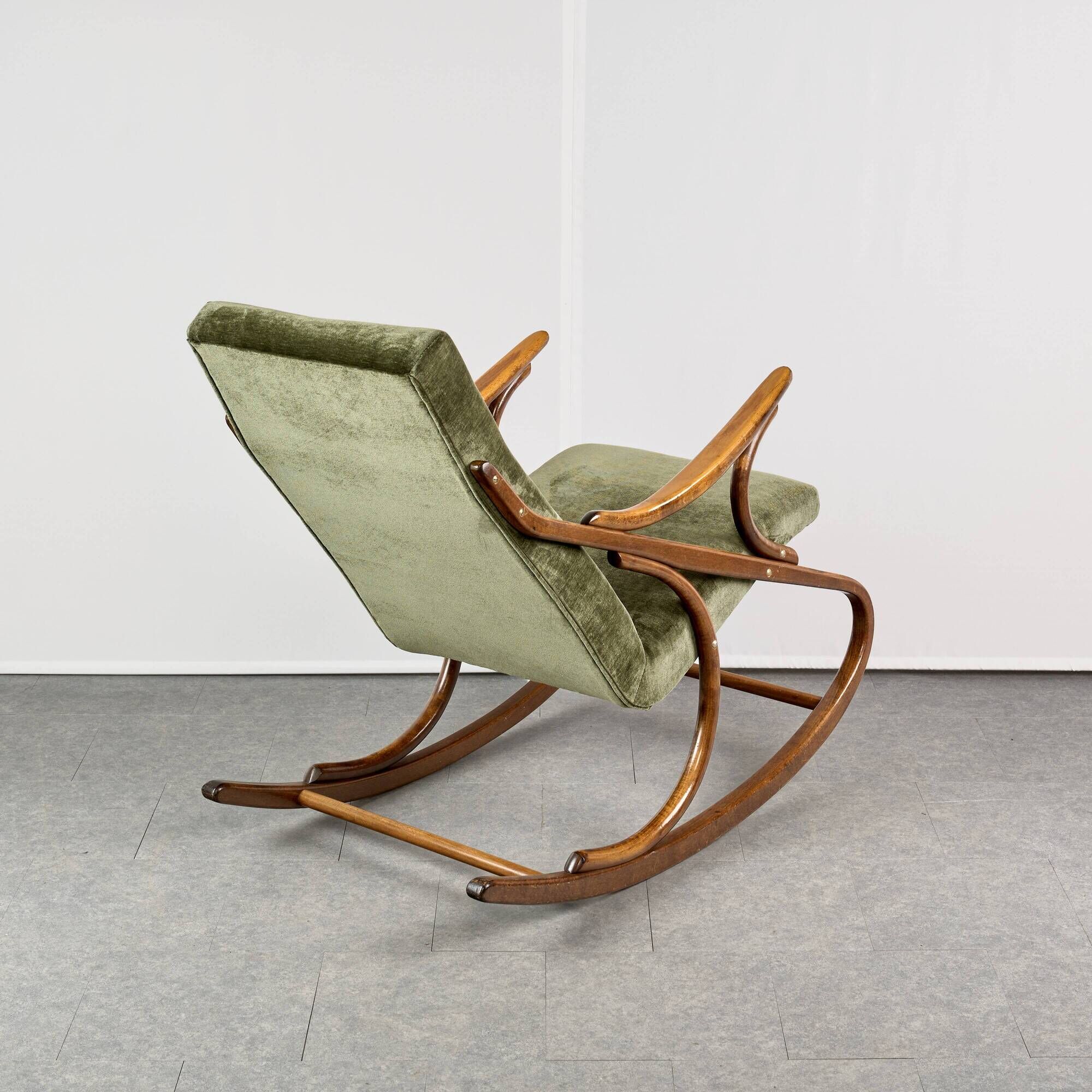 Bentwood Rocking Chair from Ton, 1960s, Czecoslovakia