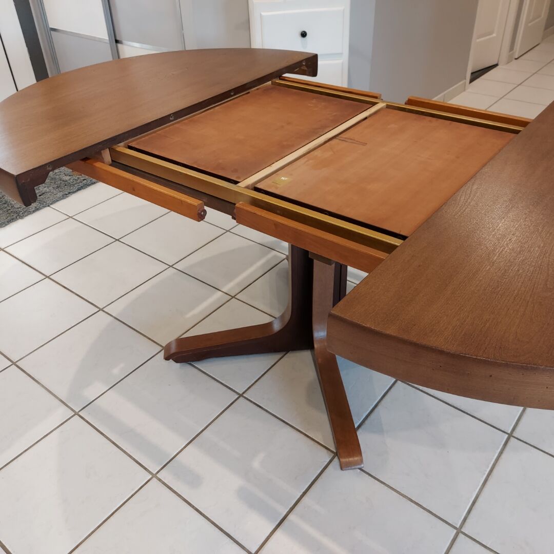 Vintage extendable table Baumann 1970s