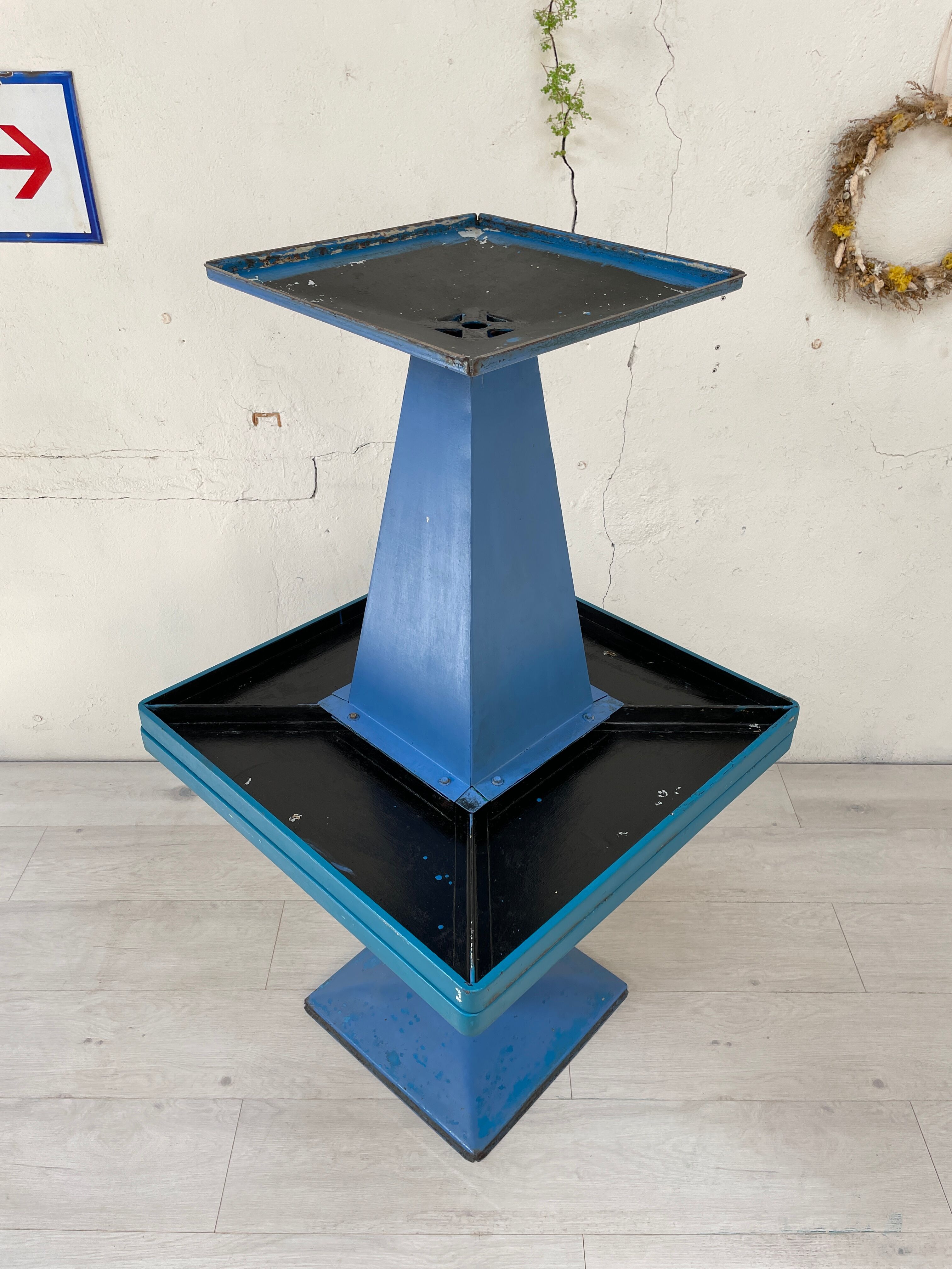 Table Tolix Kub