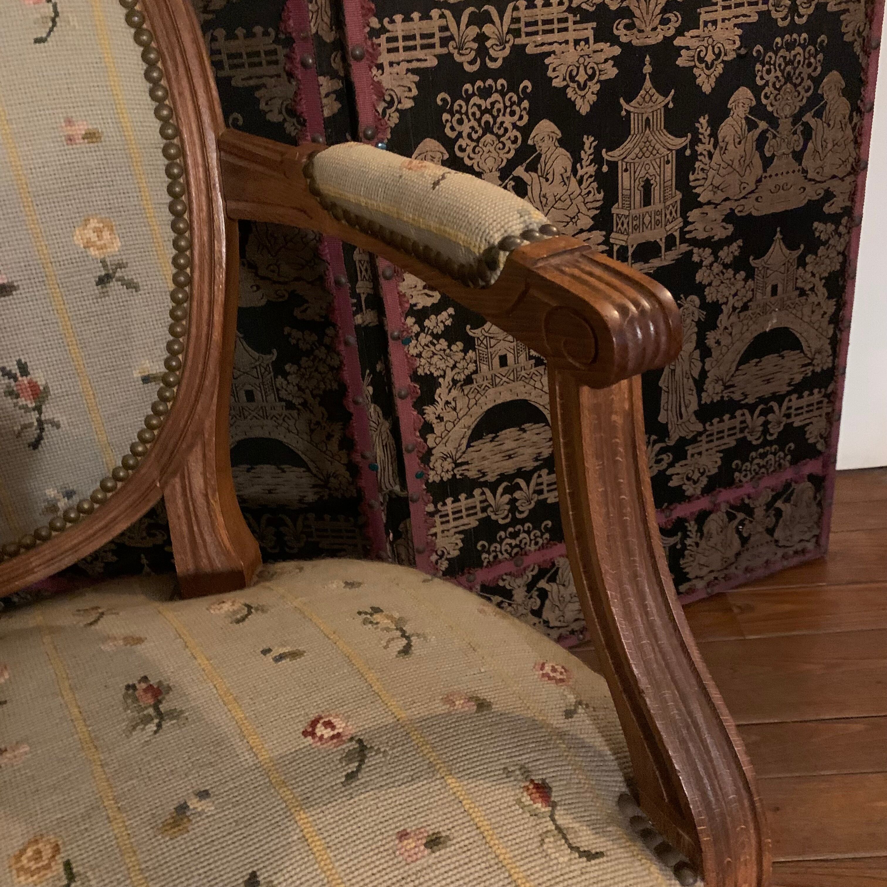 Louis xvi convertible