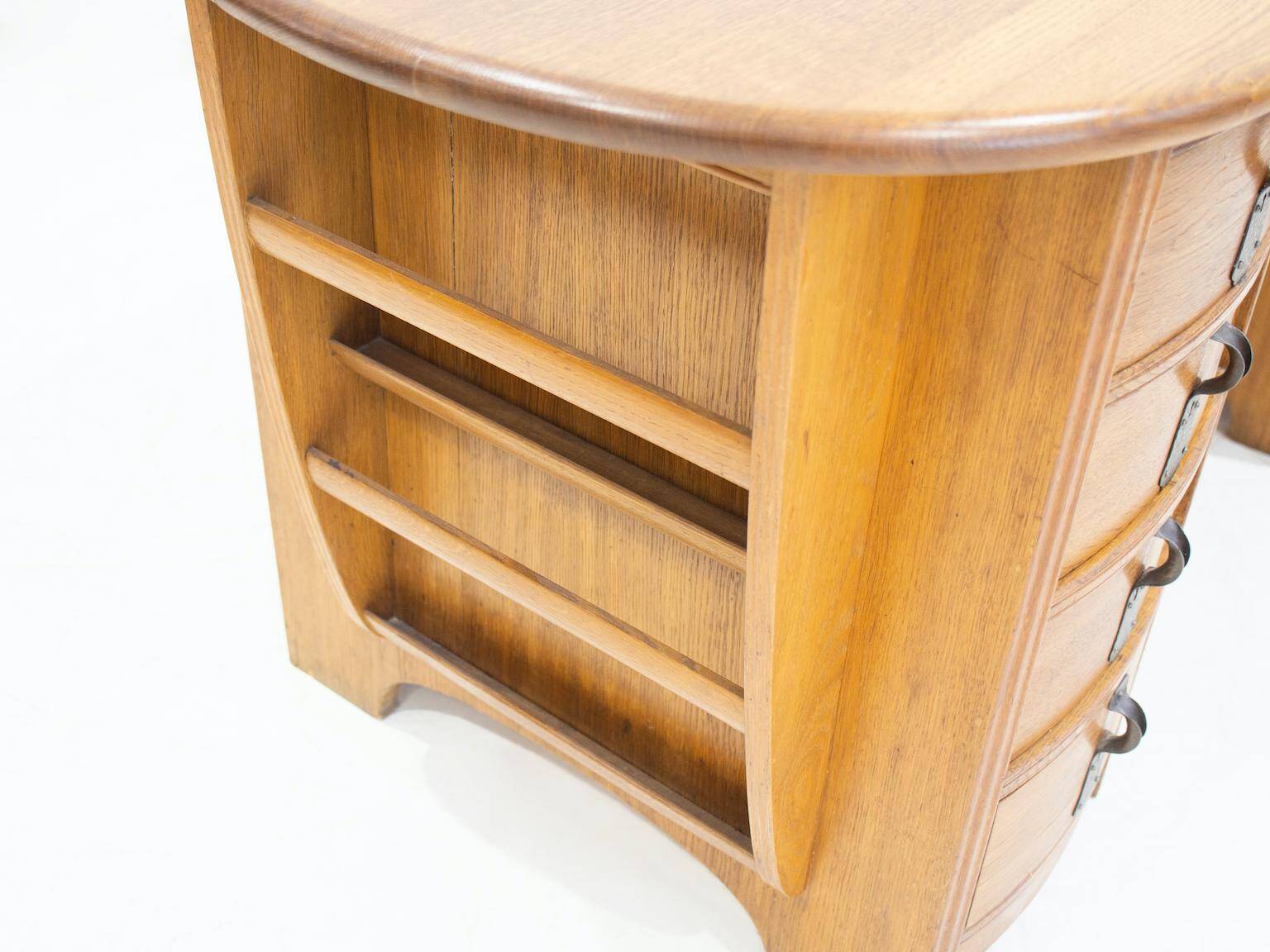 Bureau suédois de style Art Nouveau en chêne
