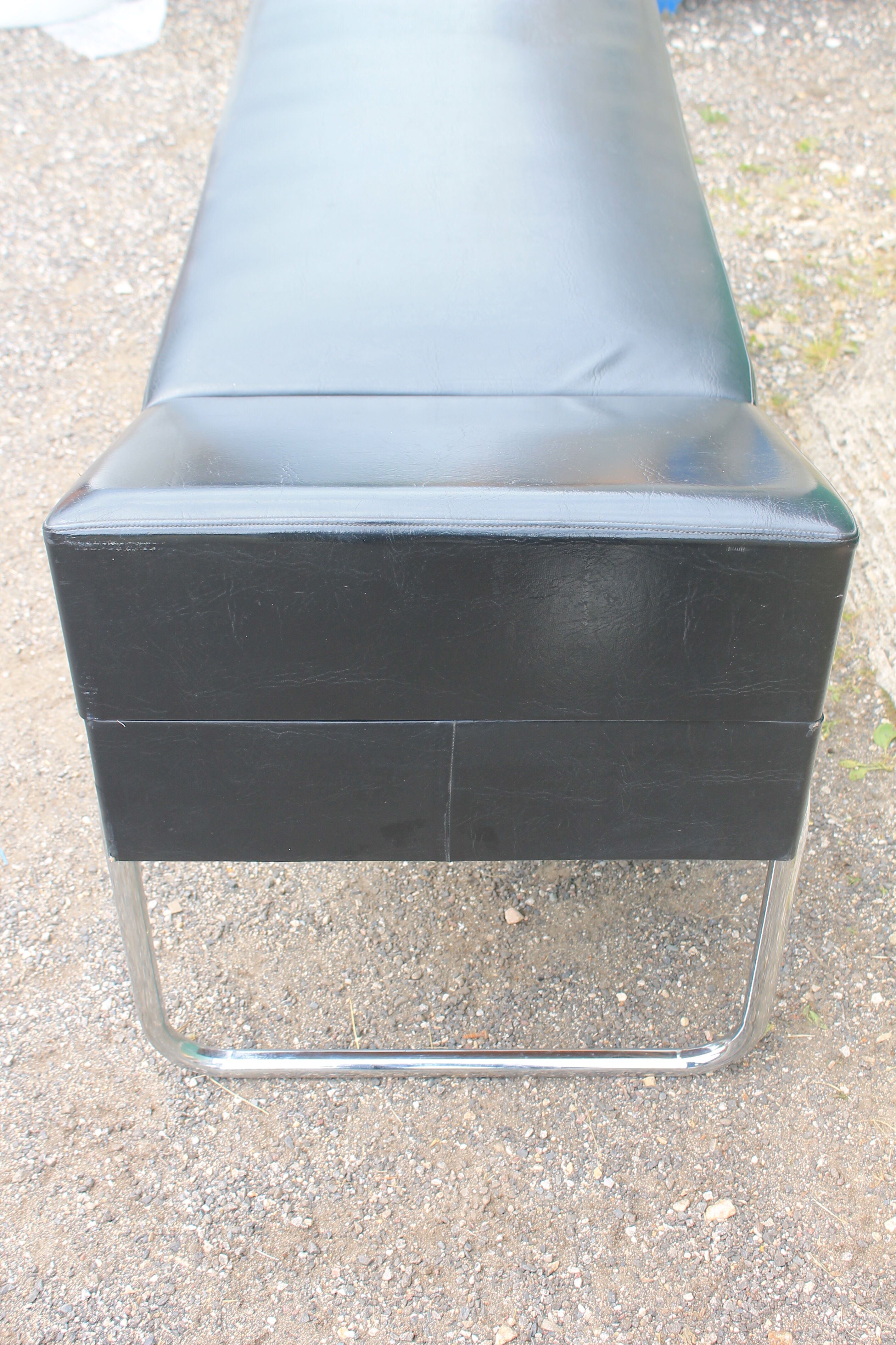 Bench in skai