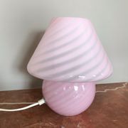 Lampe de chevet rose année 50 en verre de murano