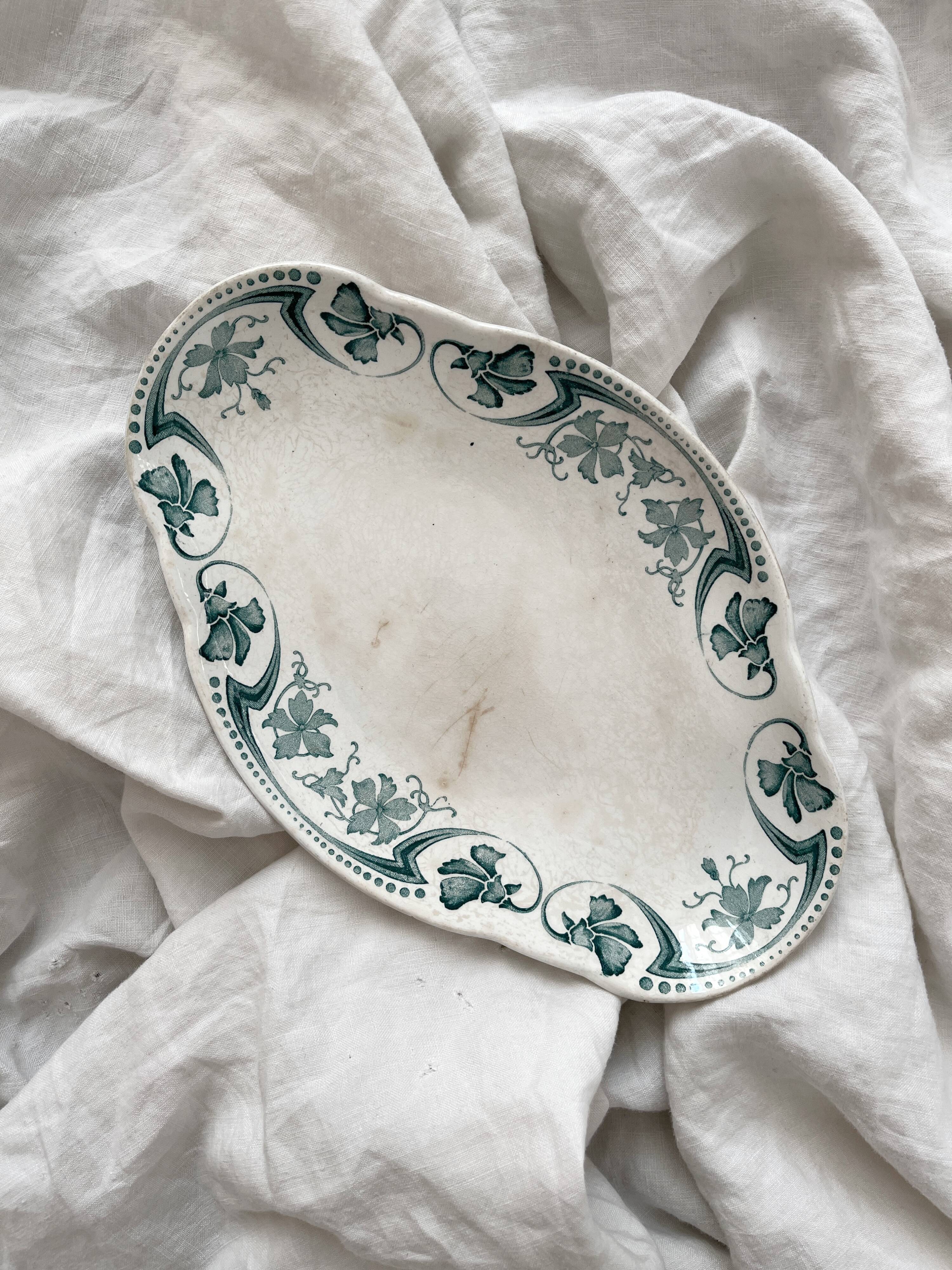 Ironware dish "Lucy" KG Lunéville circa 1900