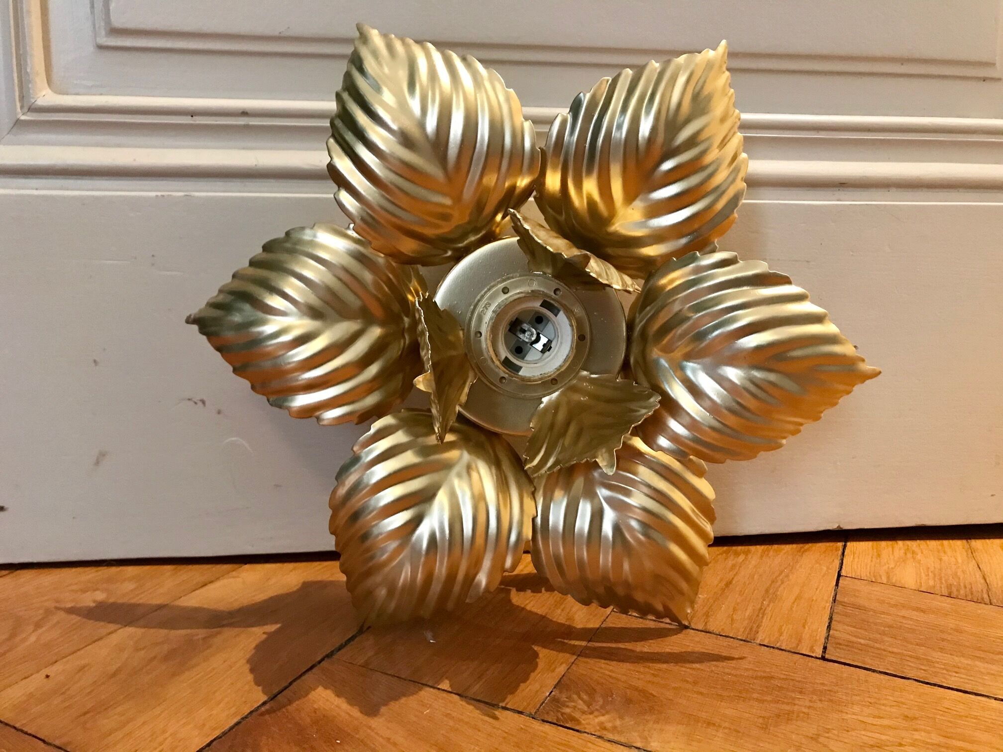 Golden flower Masca sconce