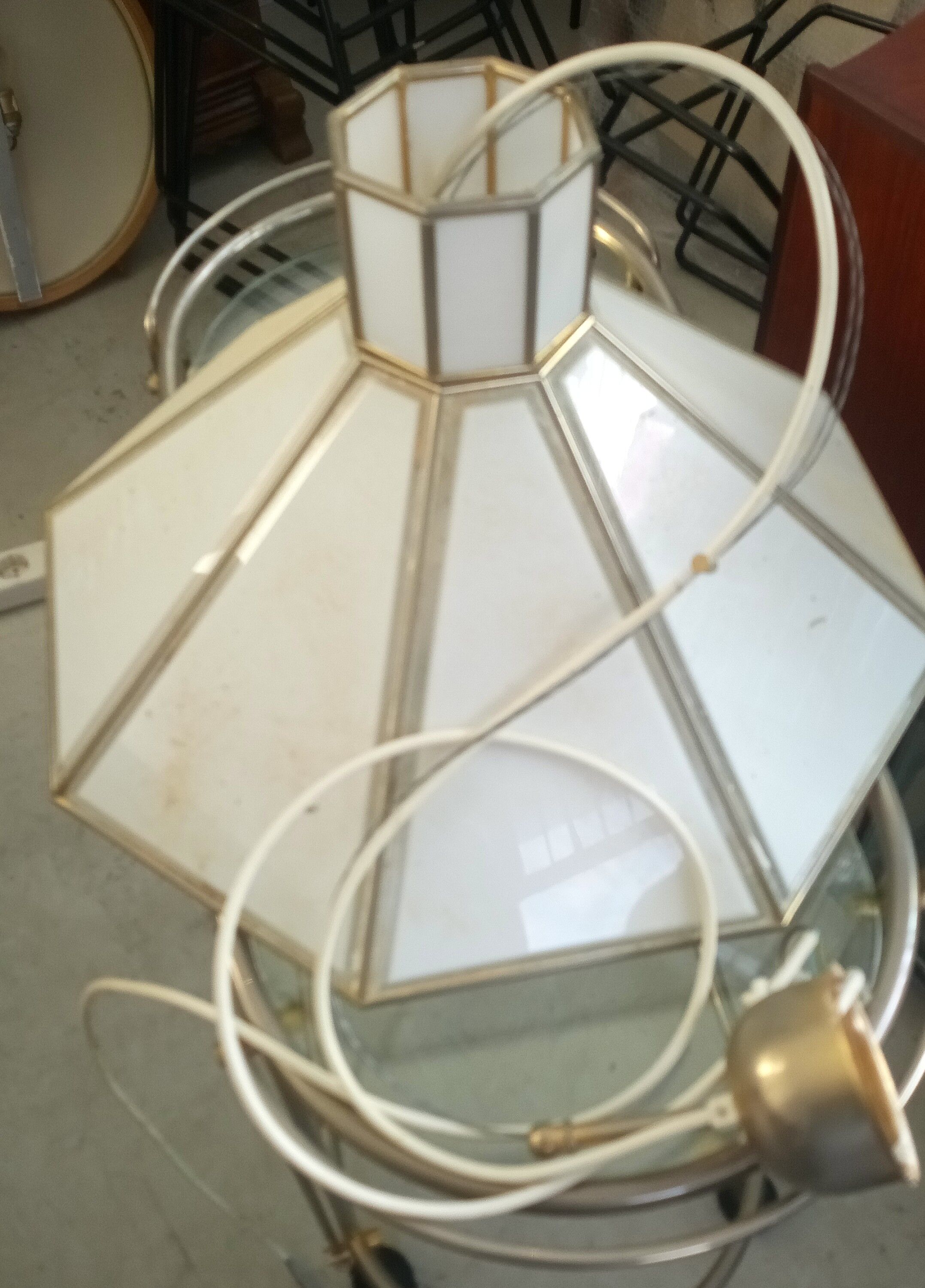 Glass pendant lamp