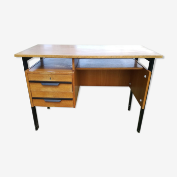 Desk year 60