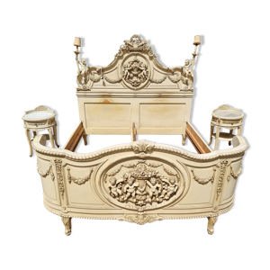 Lit et tables de chevet