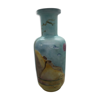 Vase en opaline peint