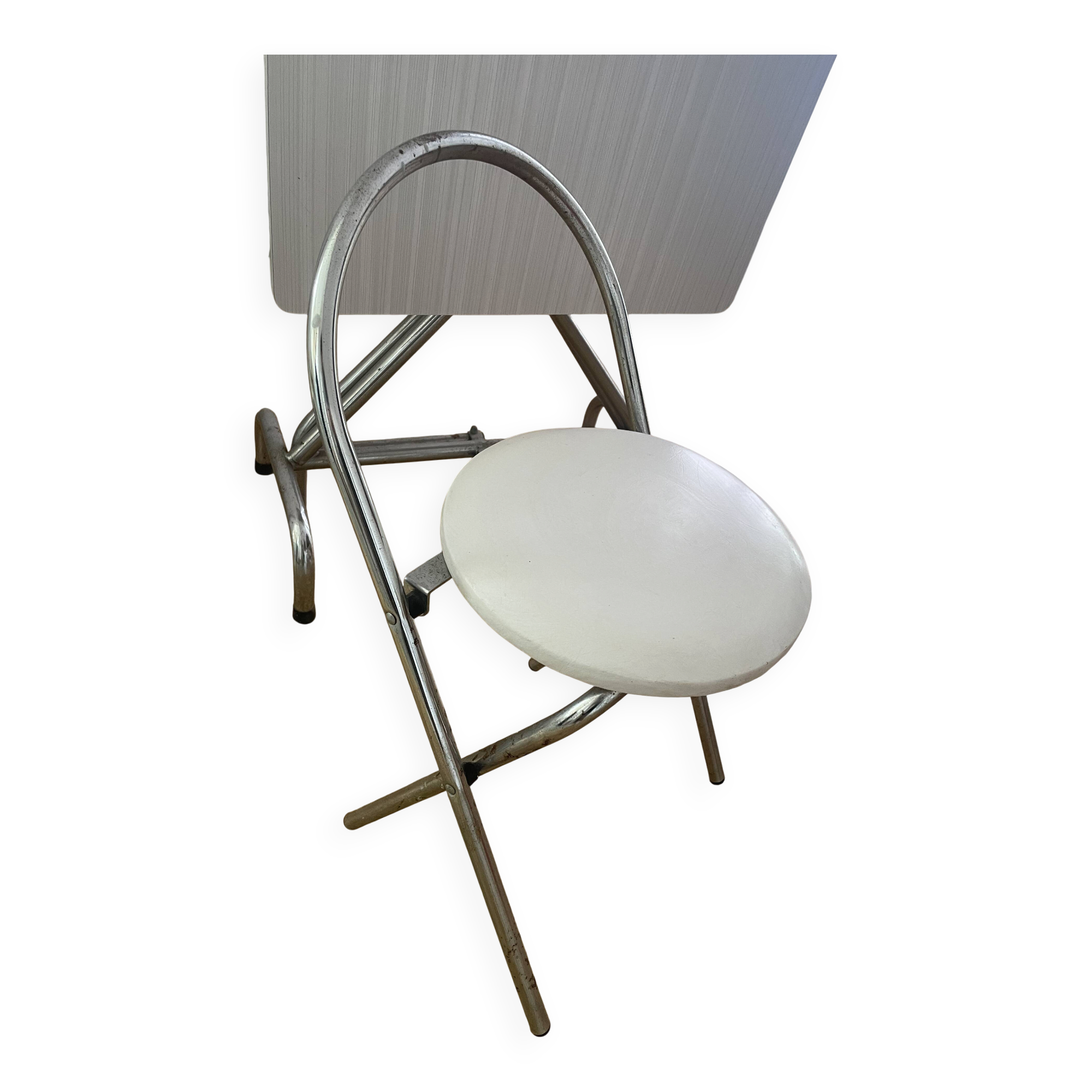 Small stools in metal and faux leather.