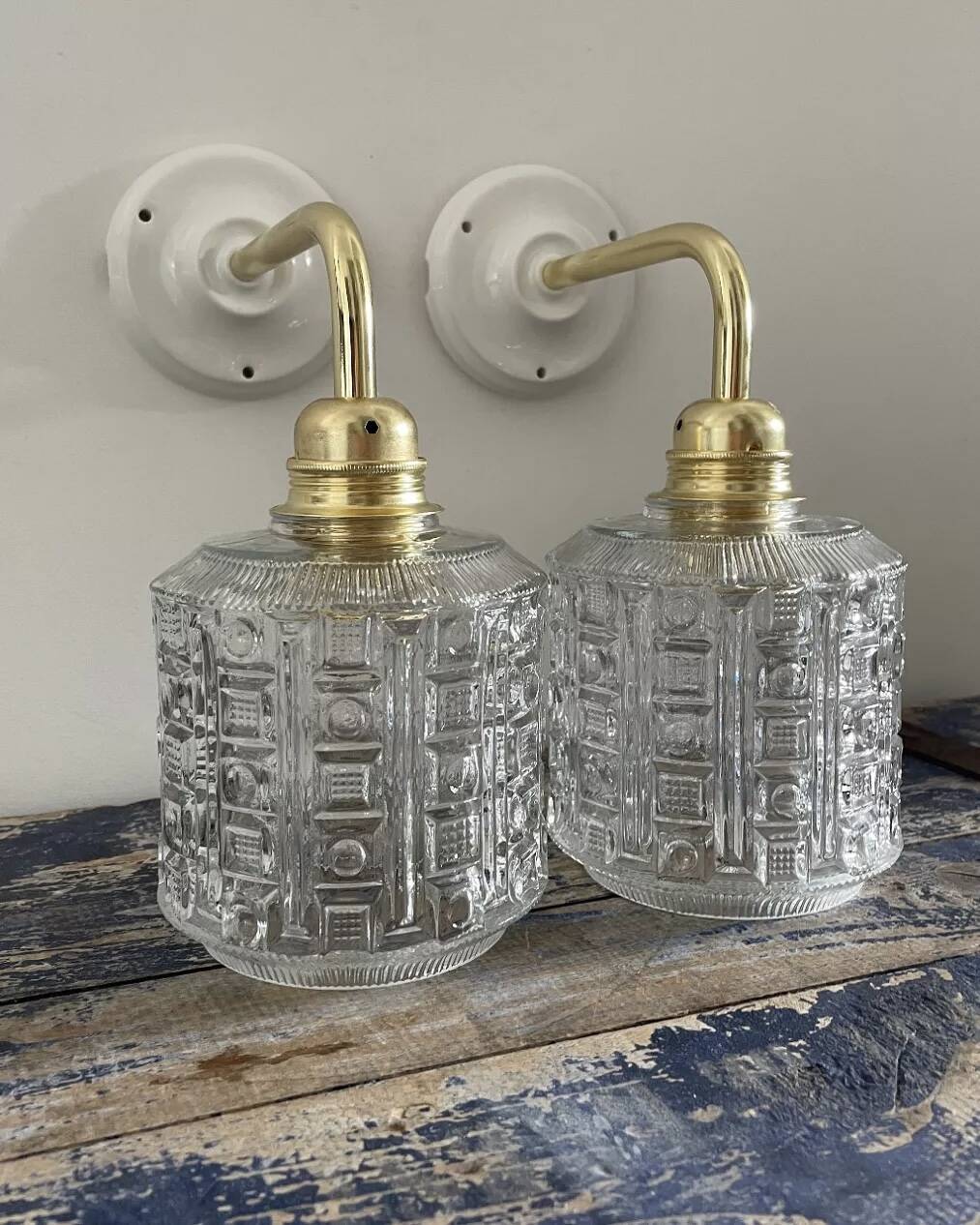 Pair of vintage wall lights