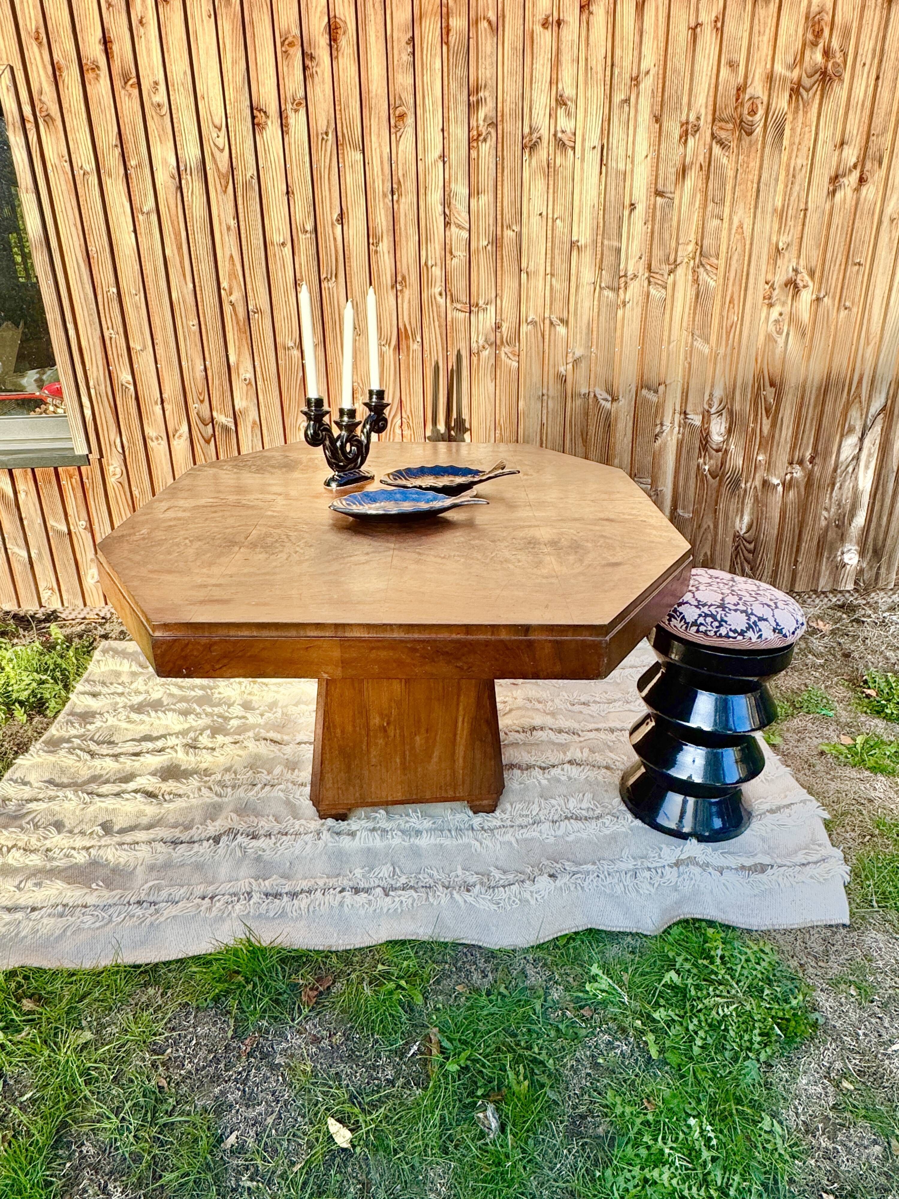 Rare table a manger octogonale art deco