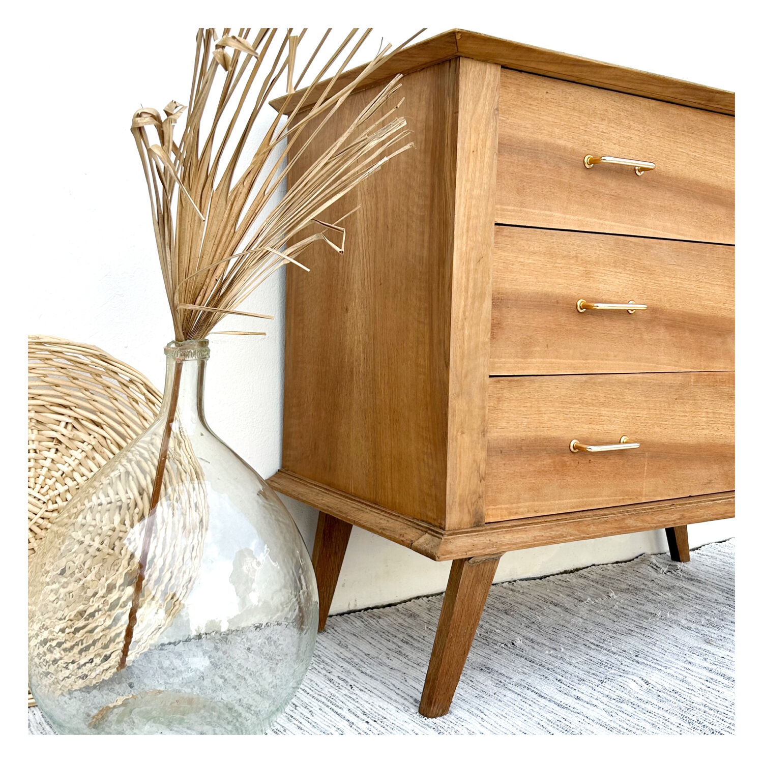 Vintage chest of drawers