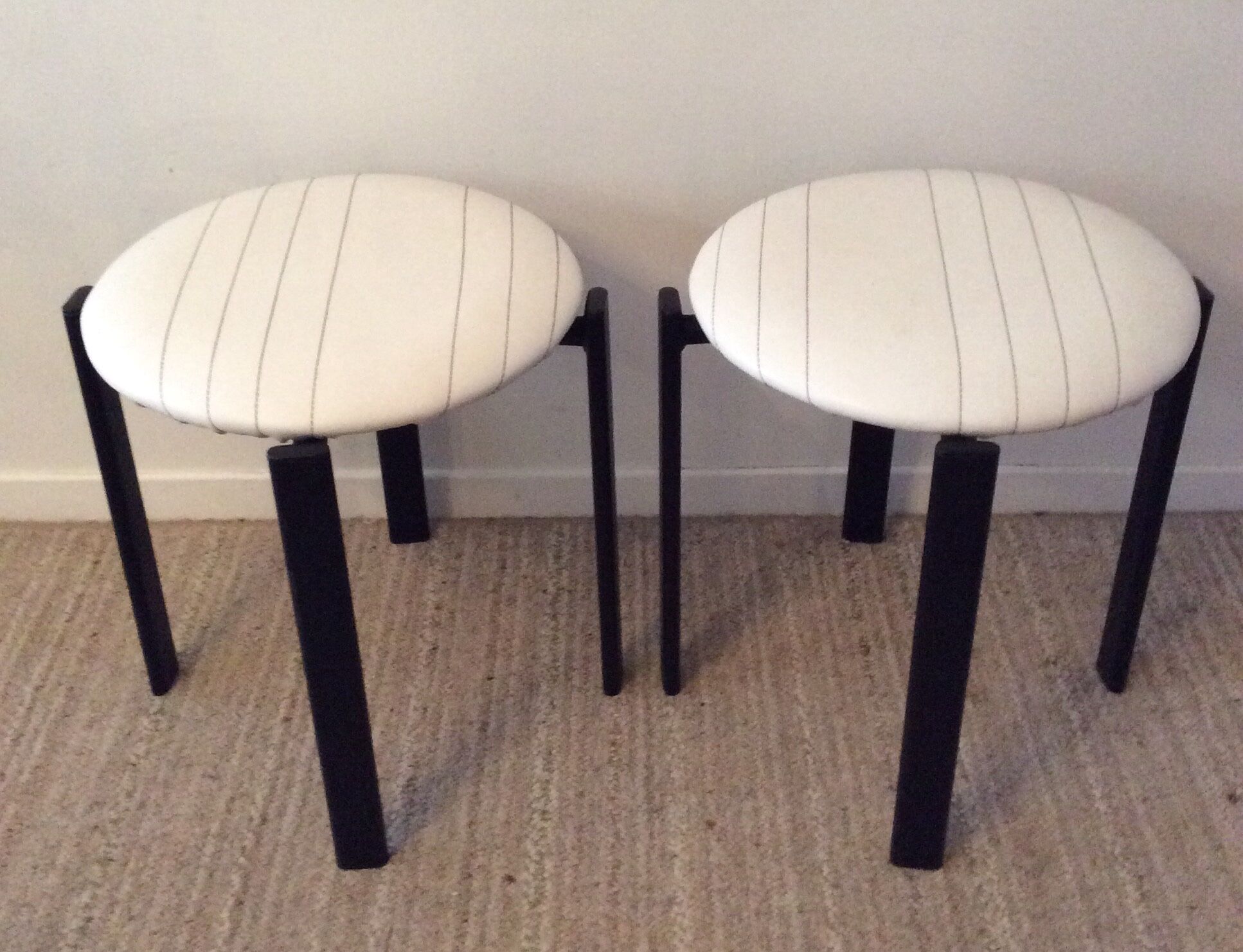 Pair of vintage stools from the 80s