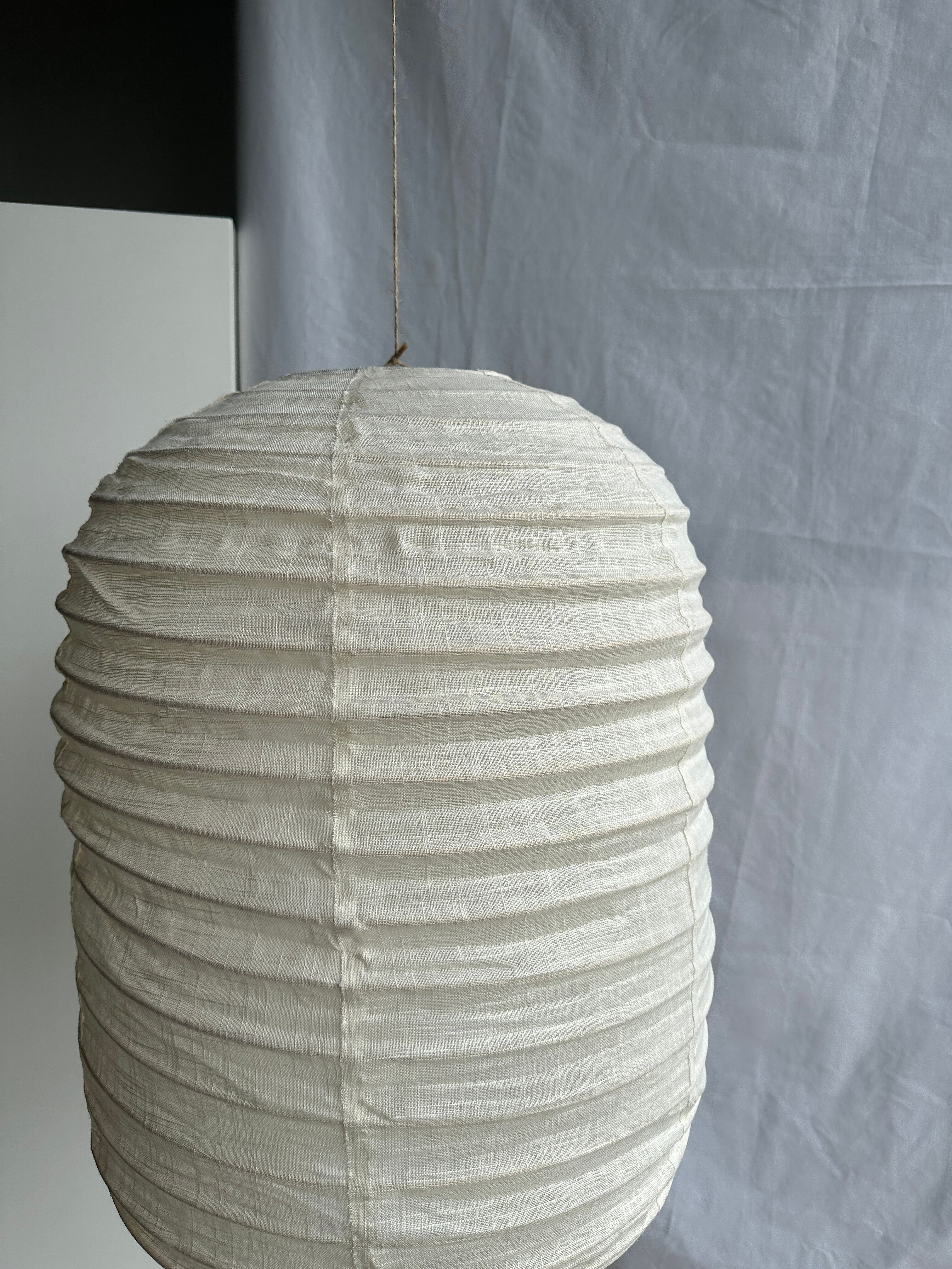 Suspension in rattan and natural japanese linen lantern shape h70 d50