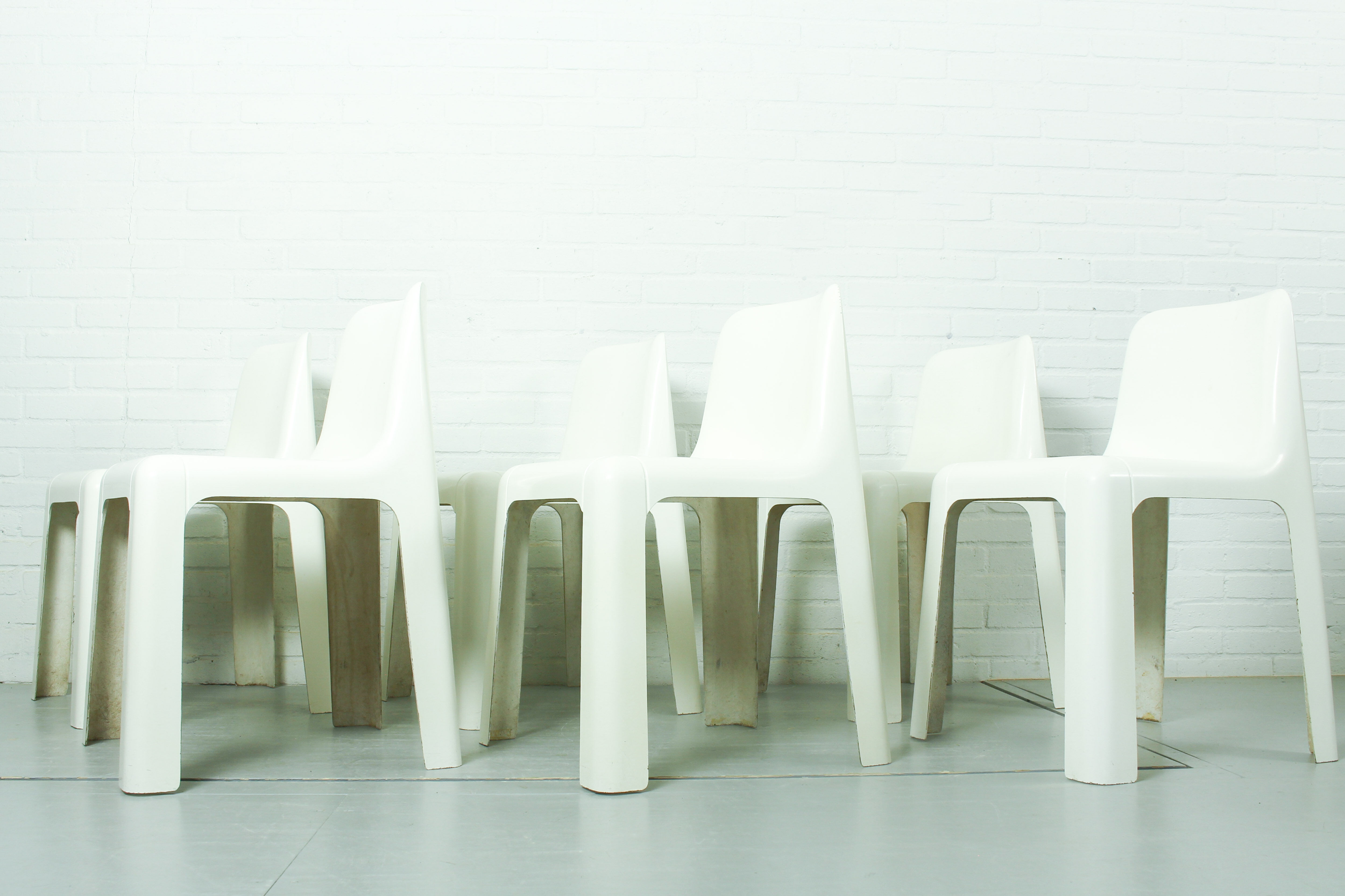 Set of 6 OZOO 700 Fiberglass Dining Chairs by Marc Berthier for Roche Bobois, 1970s