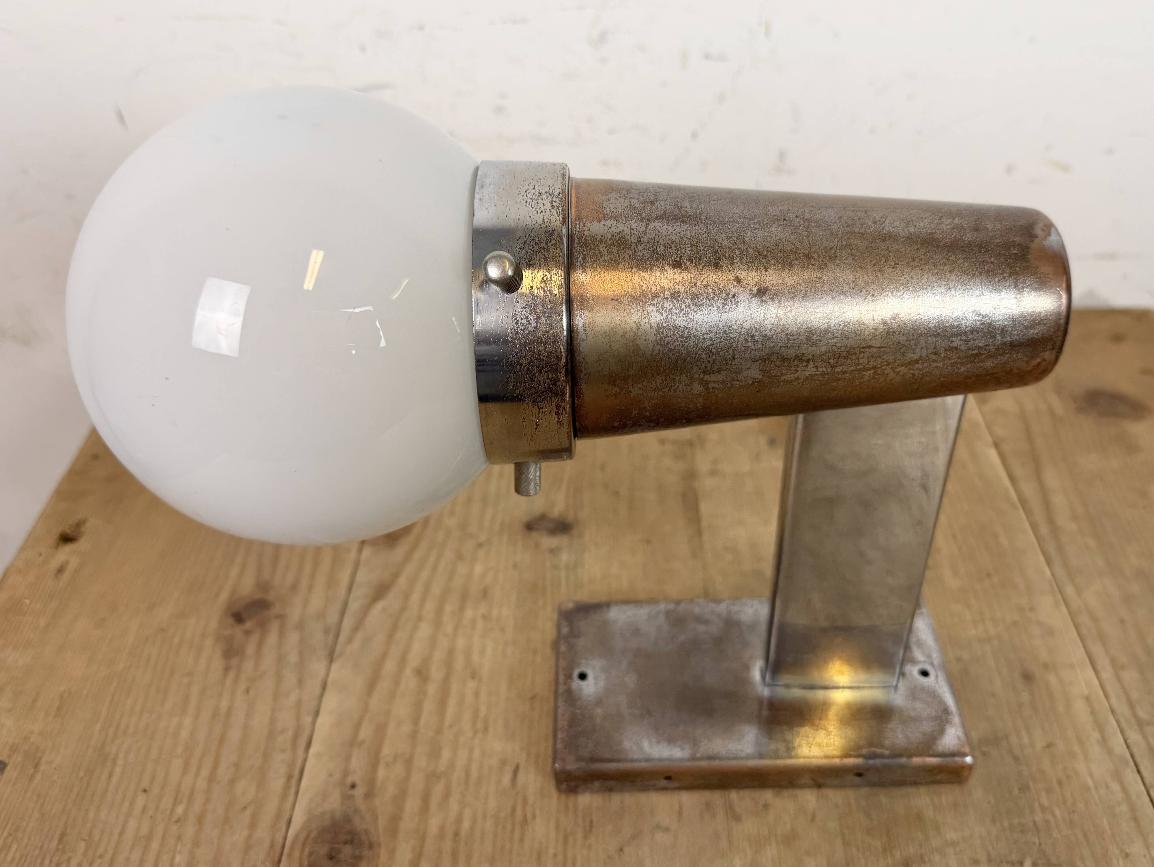 Vintage Art Deco Wall Light with Opal Glass, 1930s