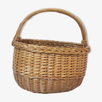 Panier en osier vintage