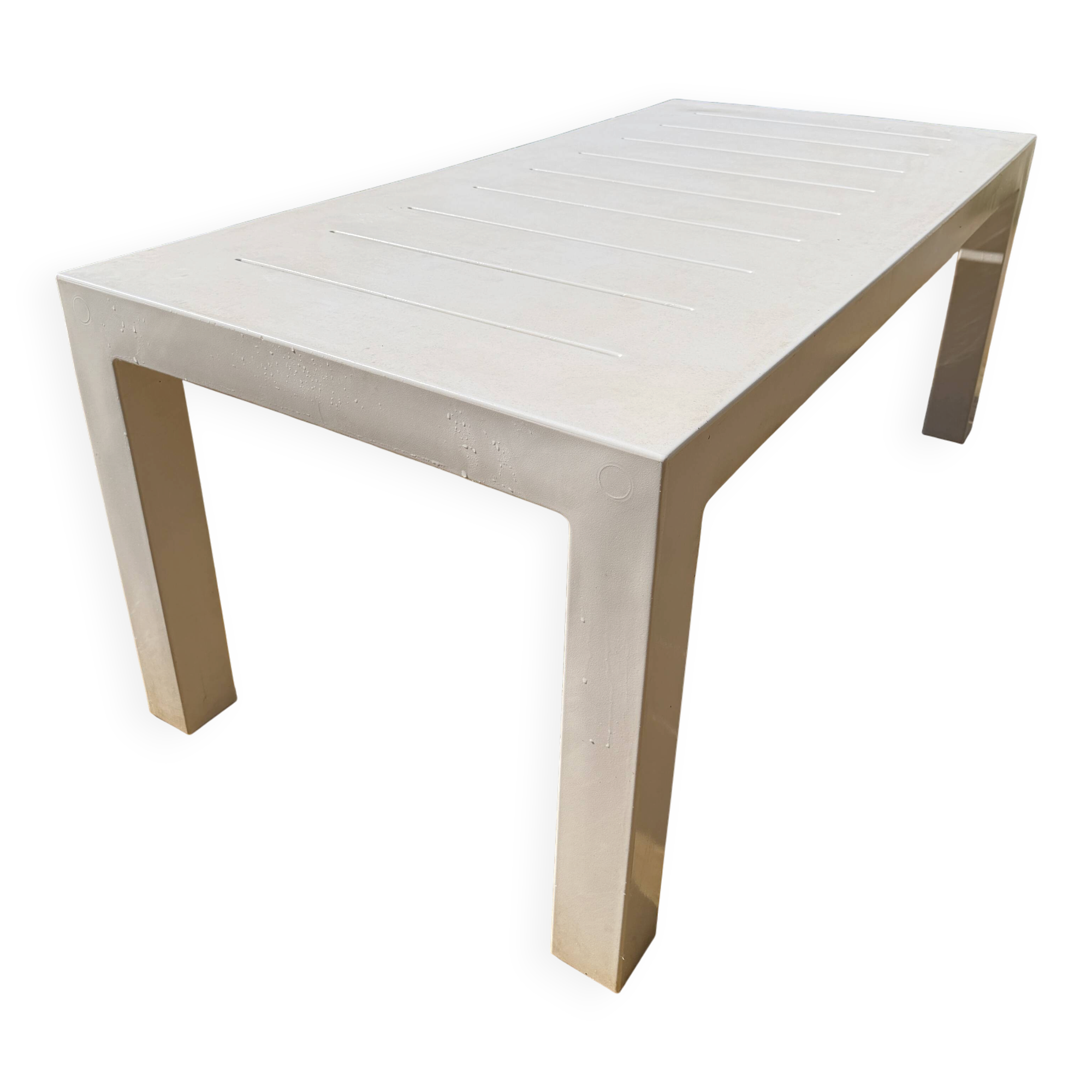 Table vondom