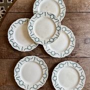 Superb set of 6 vintage dessert plates from the Longchamp factory.
