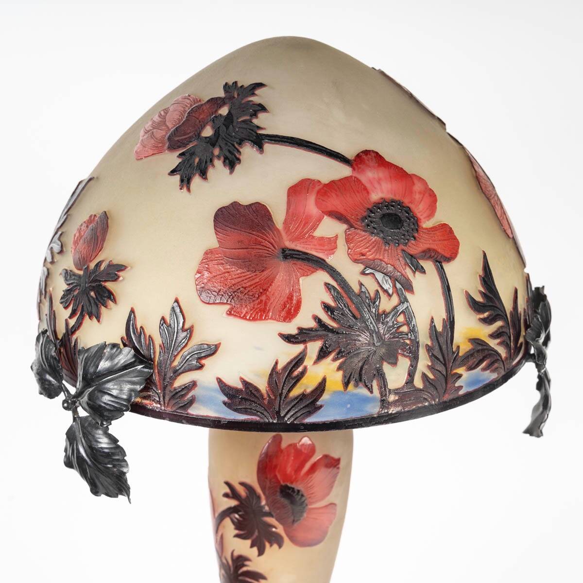 Muller Frères, Lunéville, Lampe « Anémones »  en verre., circa 1920