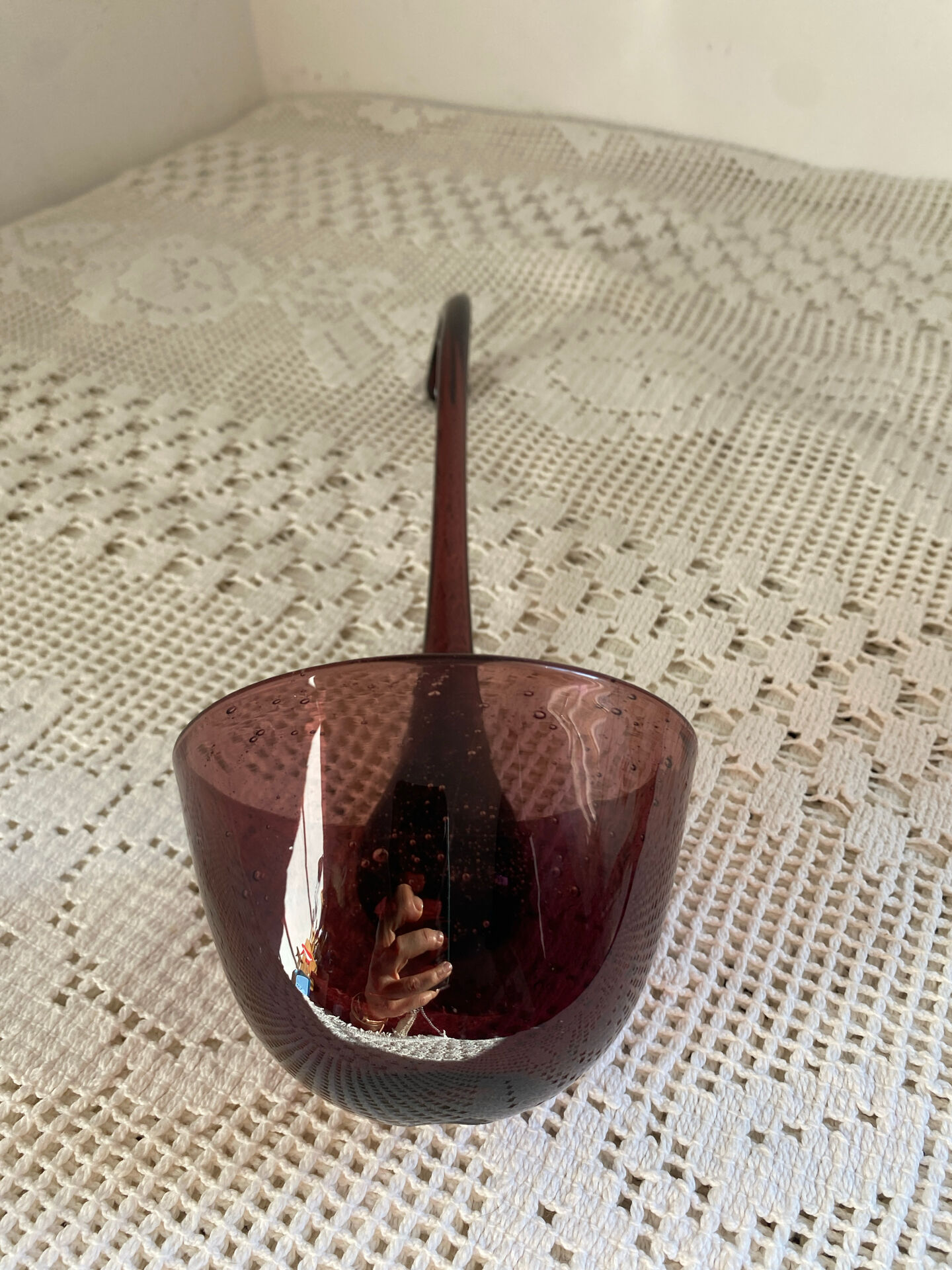 Sangria ladle, in blown and bubbled glass, Biot