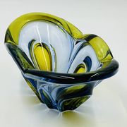 Coupe design en verre de Bohême Chribska