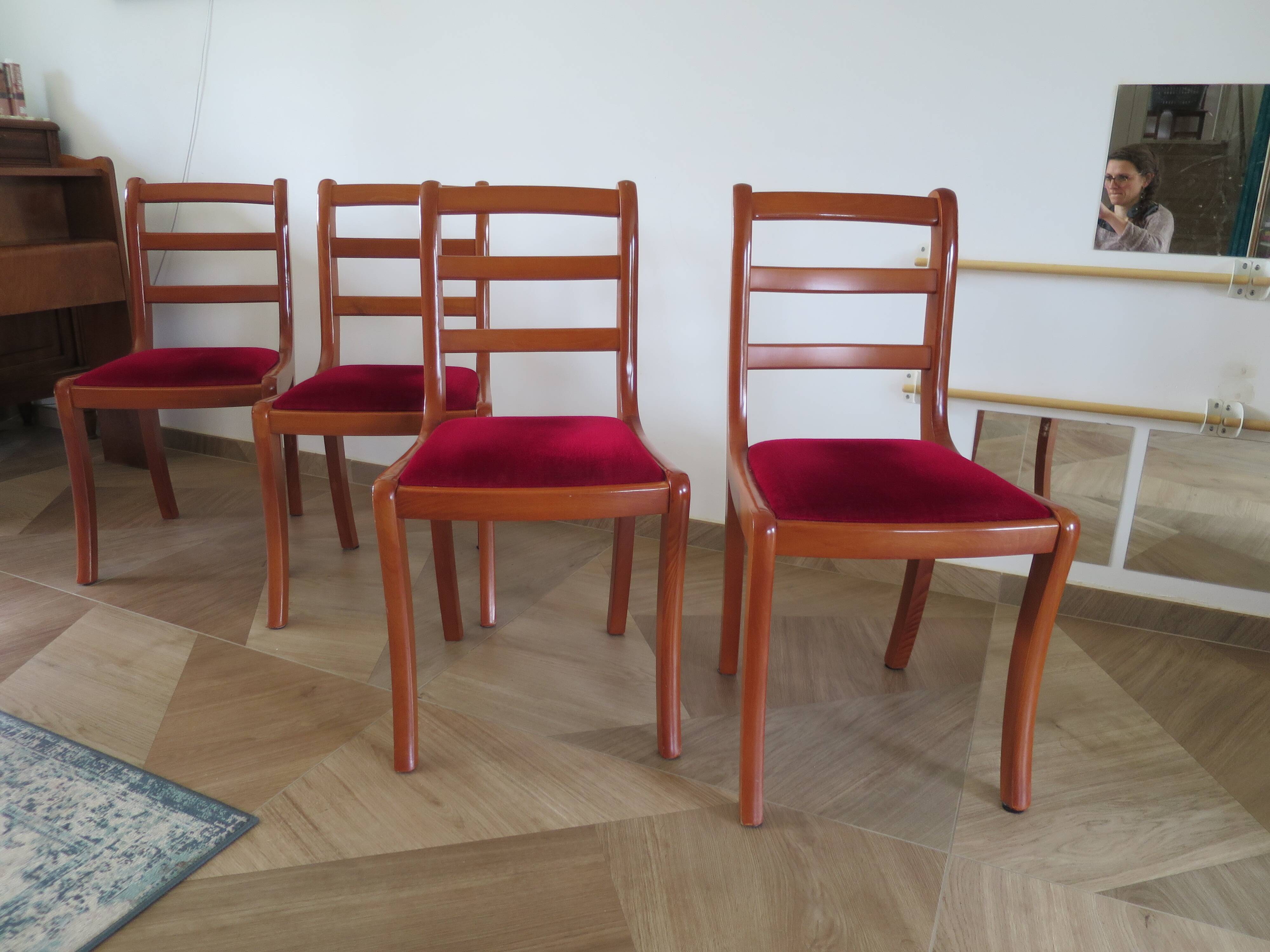 Solid cherry wood chairs and red velvet seat - Set of 4 - Louis Philippe style