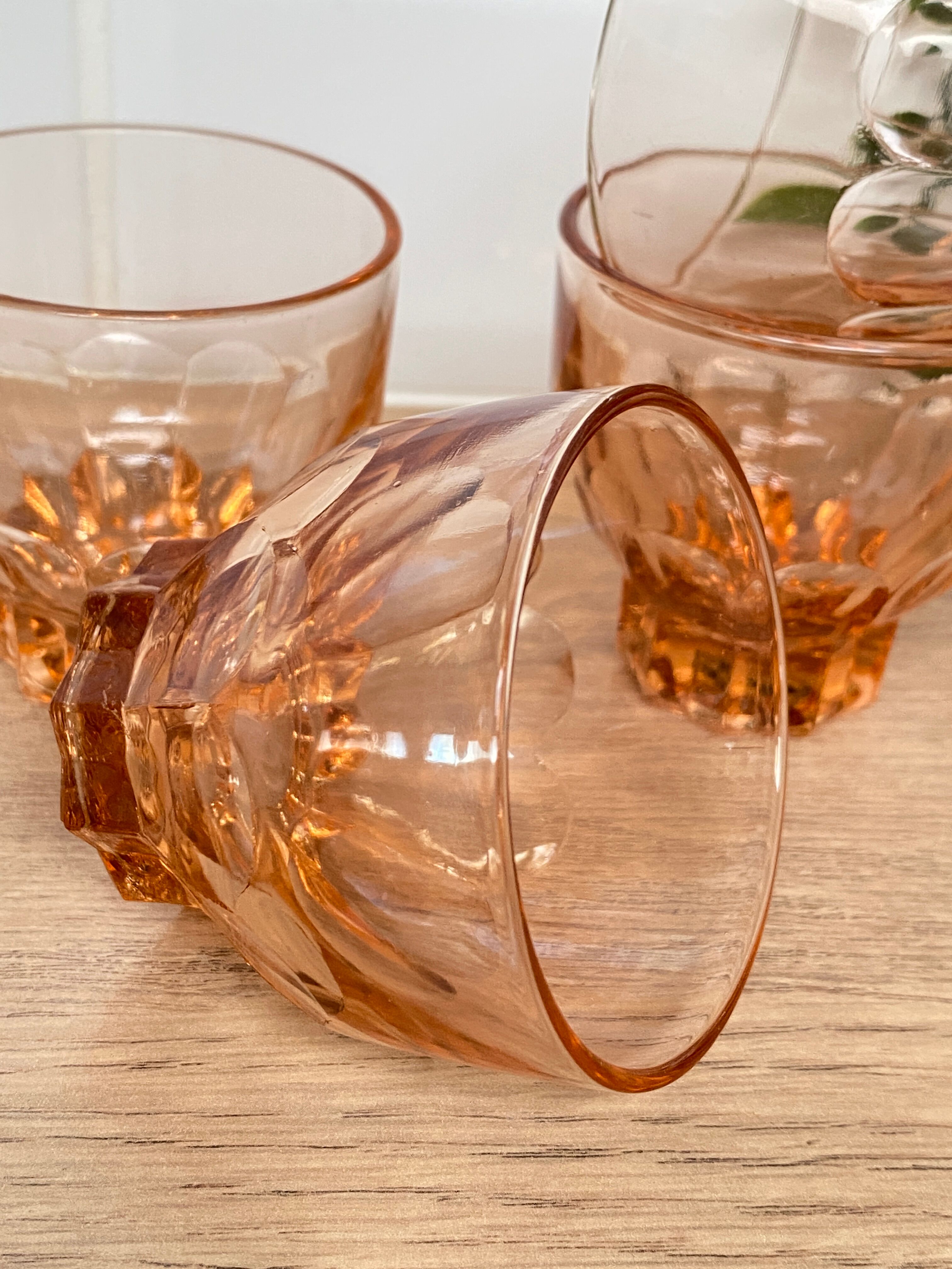 Set of 6 Luminarc pink star lenses