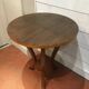Table d'appoint tripode
