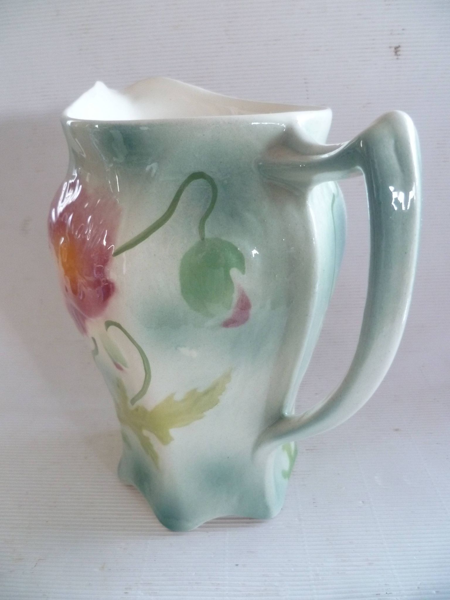 Pot/pitcher/cruet barbotine st clement antique floral decoration