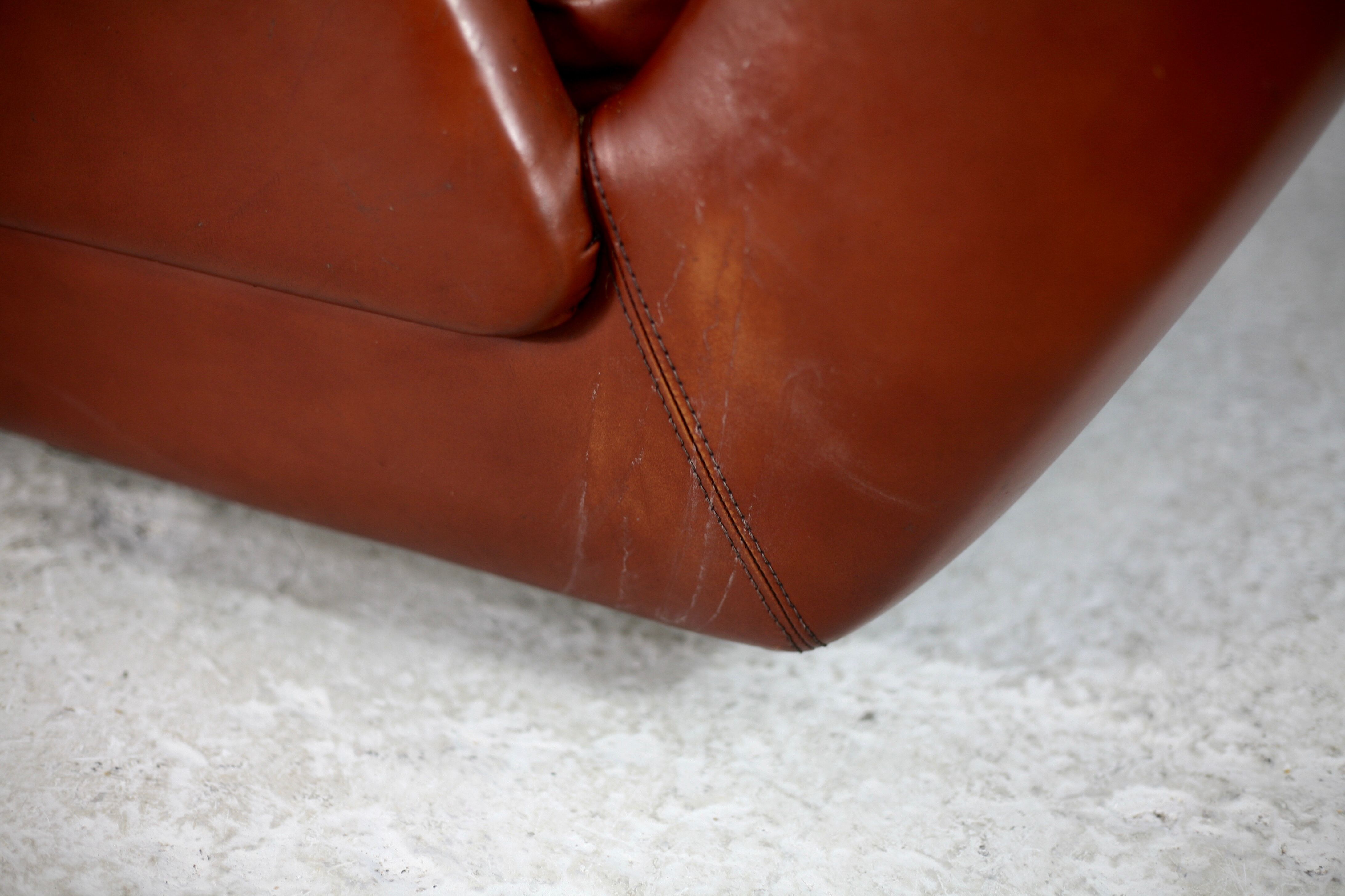 Easy chair "space age". Jean Prévost, France, leather, circa 1970