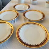 Set of 5 cups with their bowls