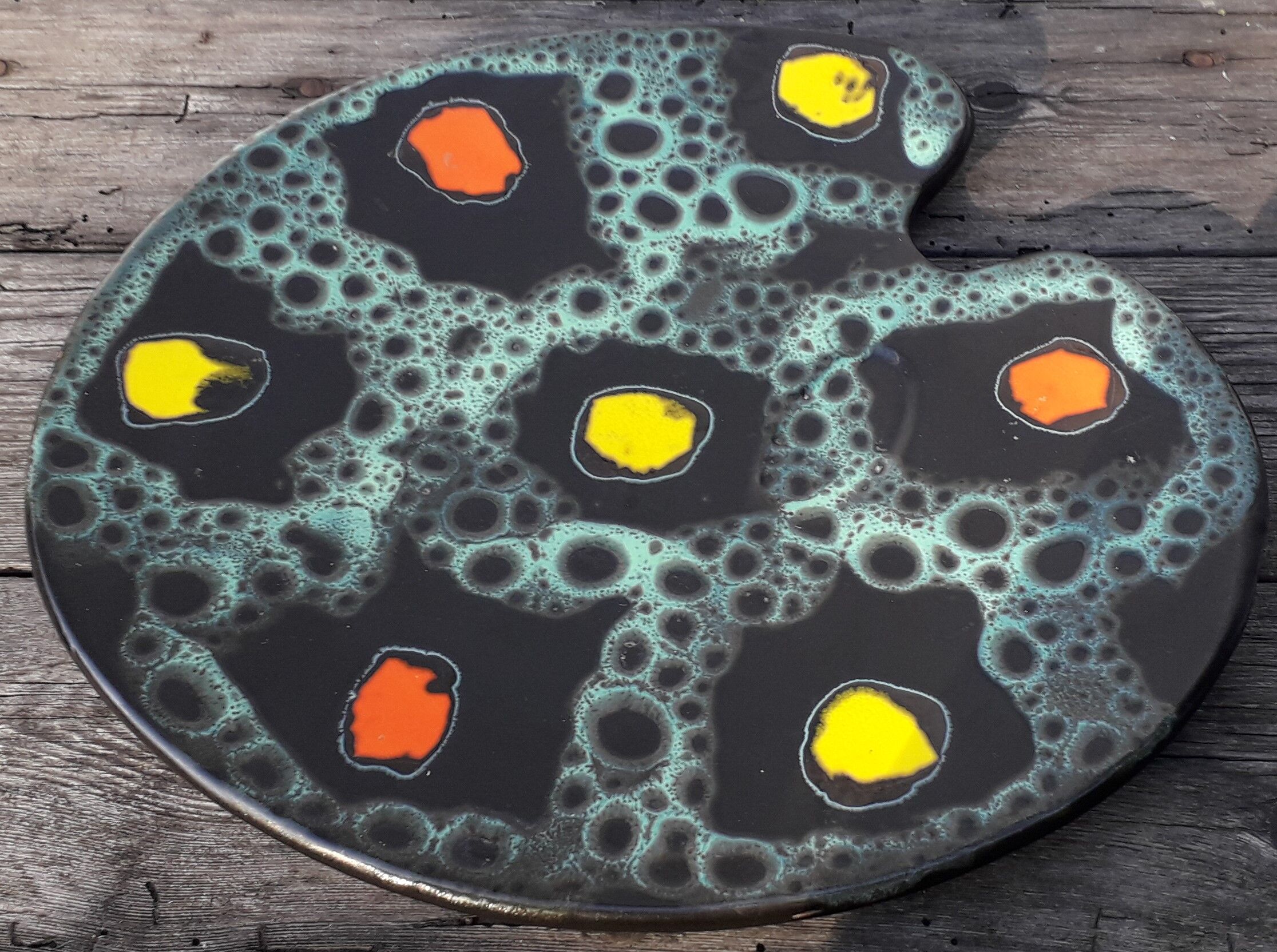 Plat palette de peinture "fate lava"