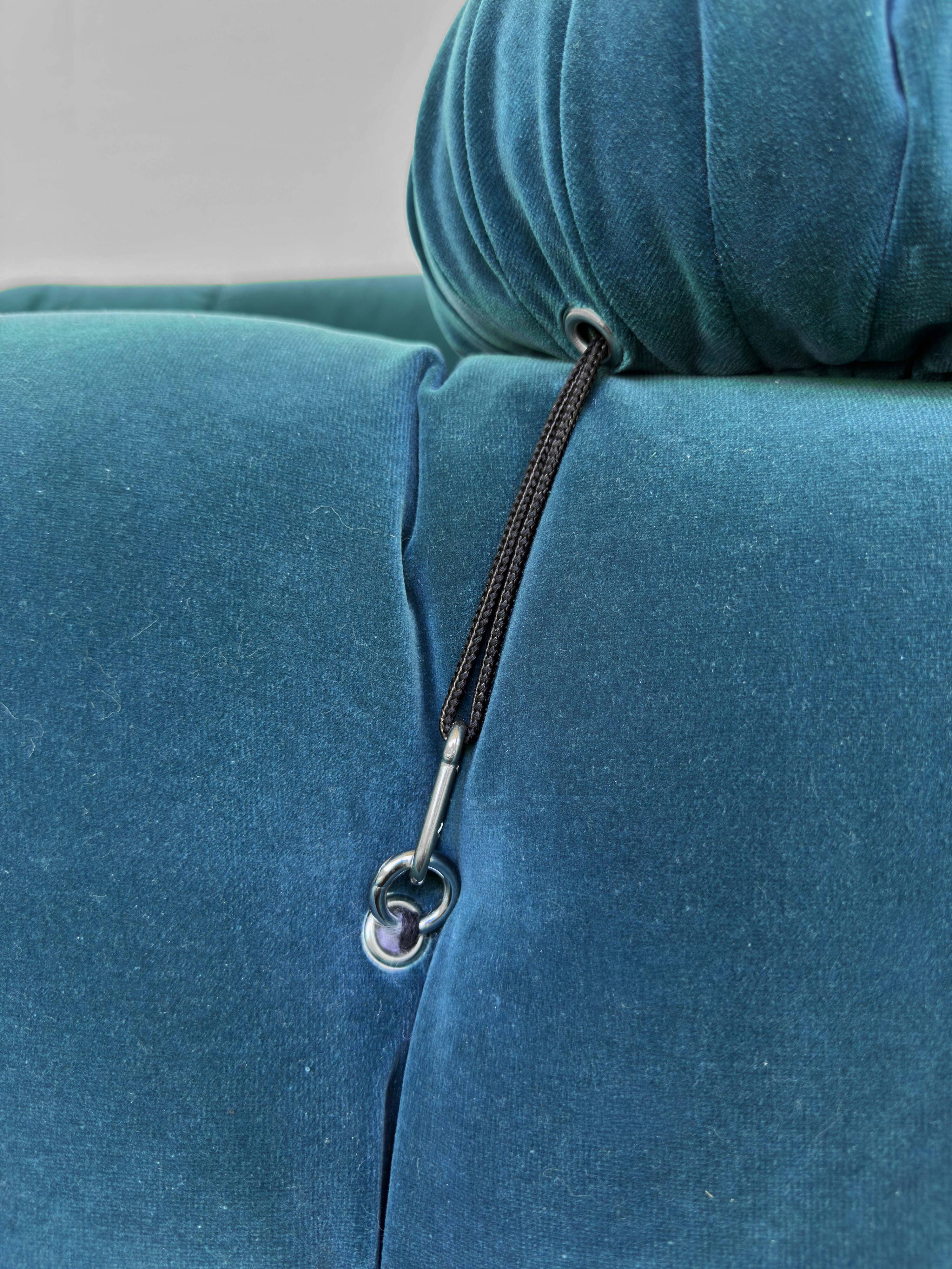 Modular sofa model "Camaleonda", design by Mario Bellini for B&B Italia, 70.