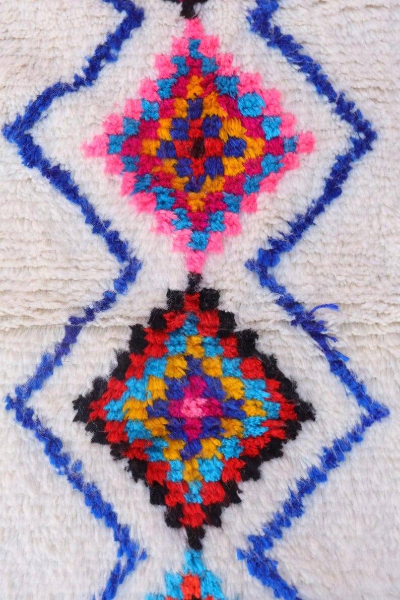 Ecru Moroccan rug with coloured patterns 250cm x 150cm