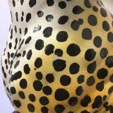 Leopard statue