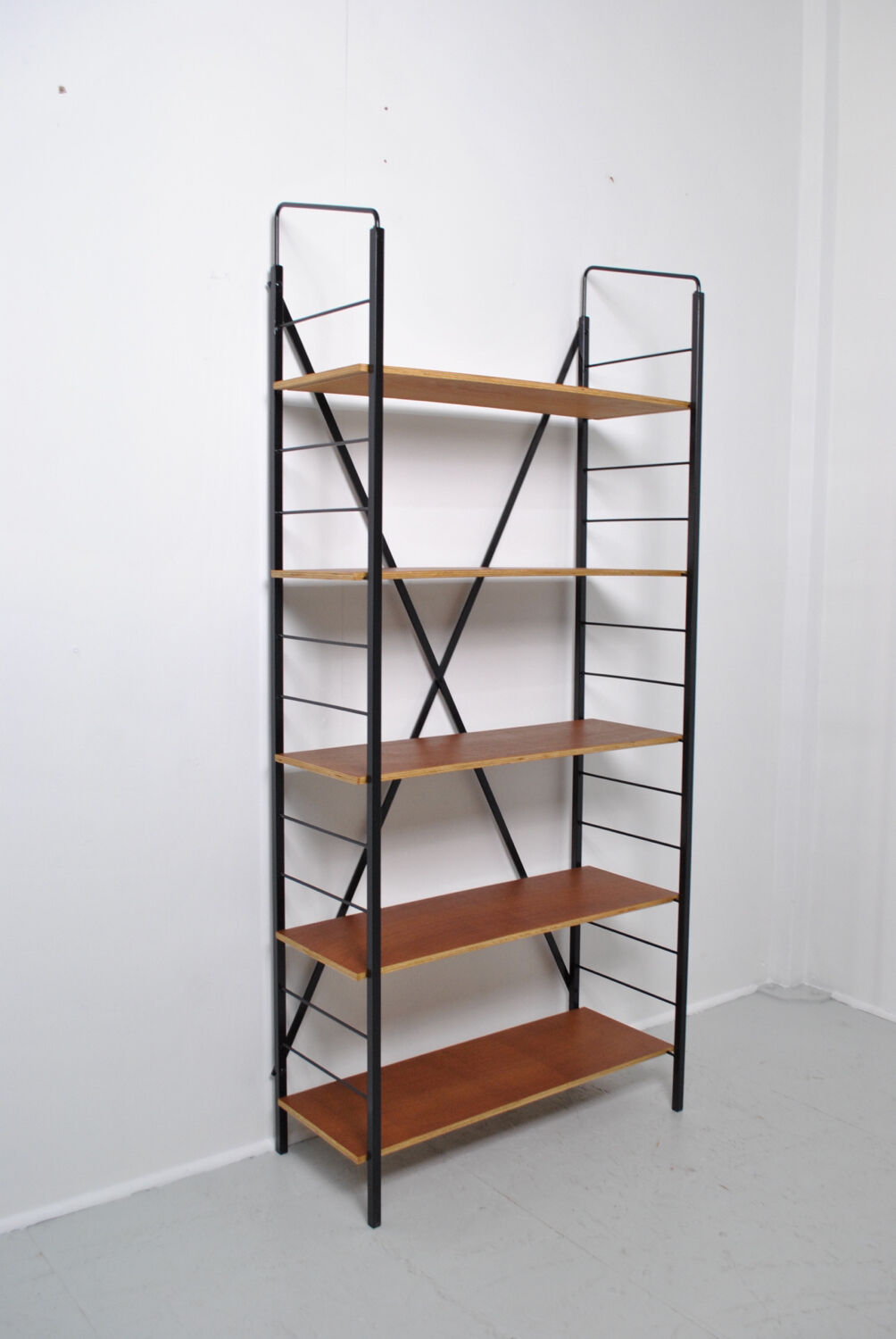 Shelves 1970
