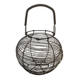 Old wire egg or salad basket
