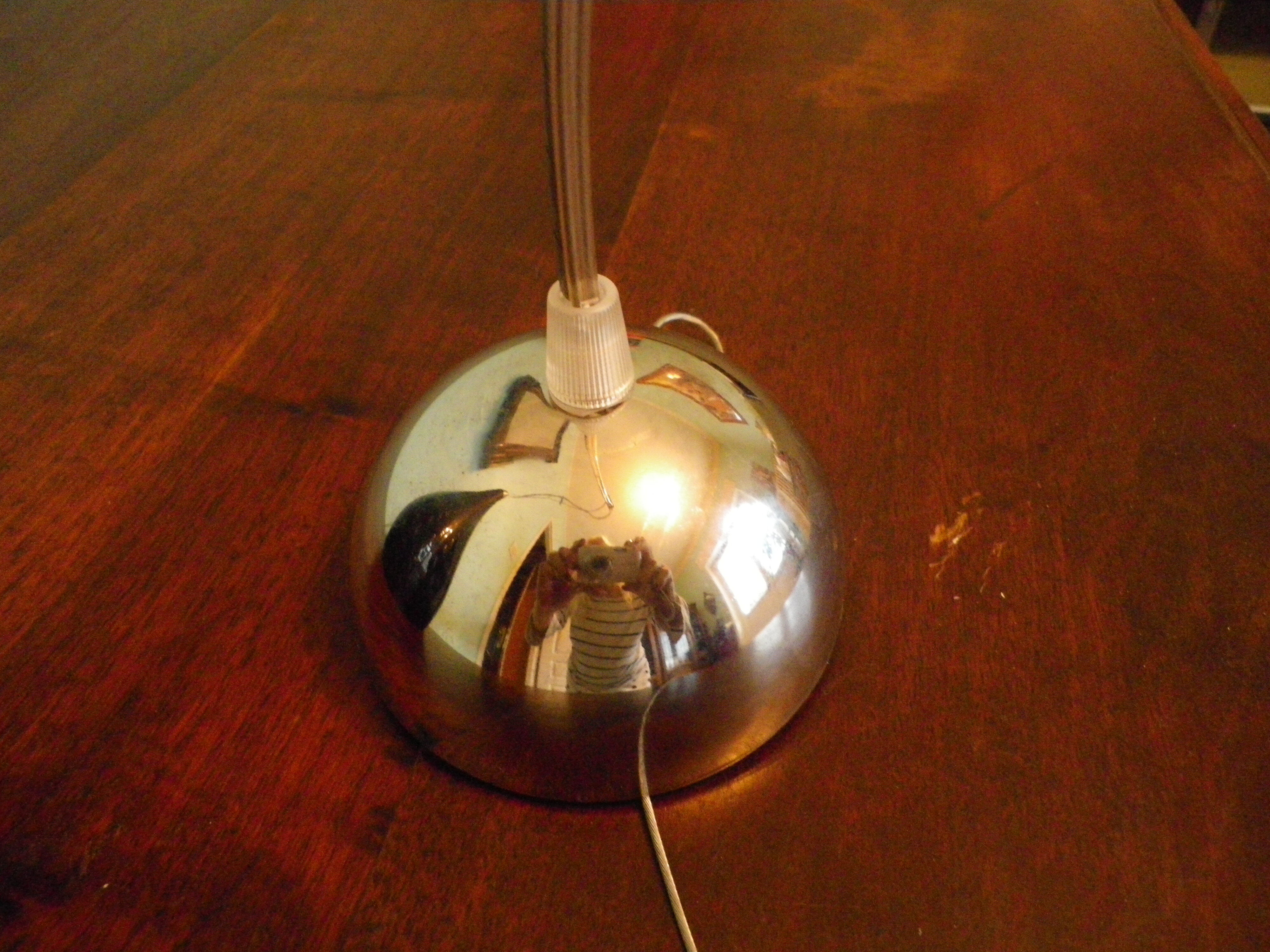 Suspension signed Vianne, inverted drop in glass lined black nuanced and purple interior