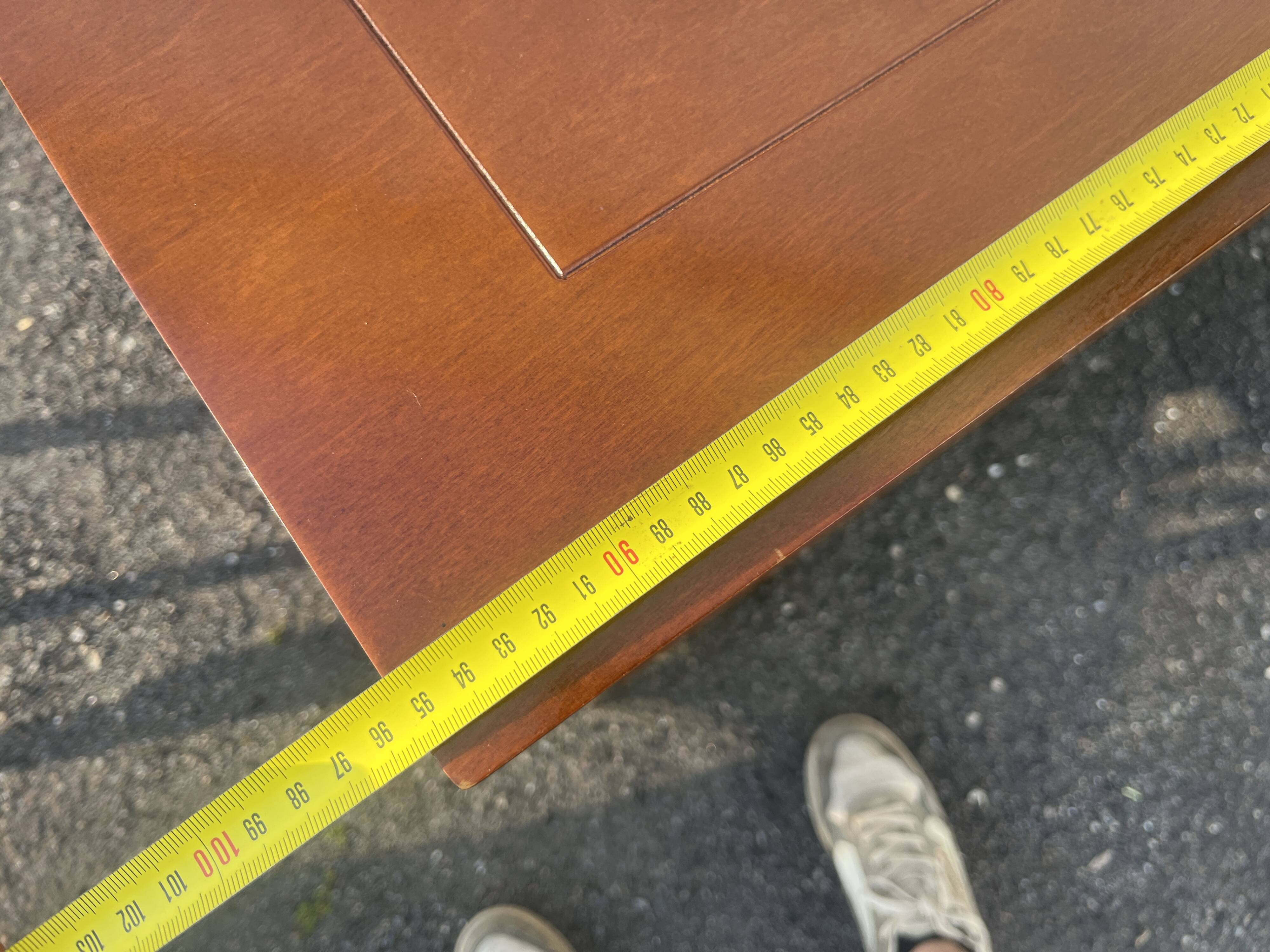 Console shelf in wood and wicker, colonial style.