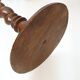 Selette light stand from the 17th century in solid walnut.